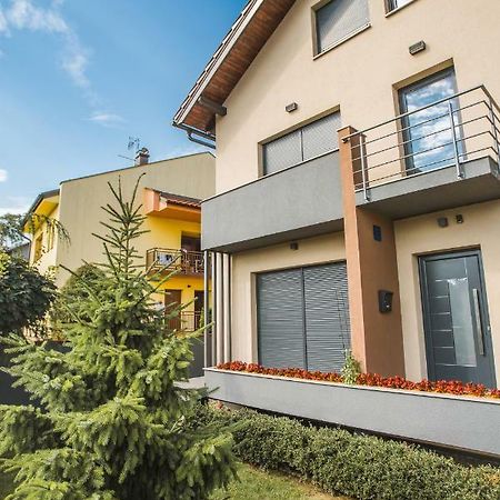 Apartman*** Apartment Varaždin Екстериор снимка